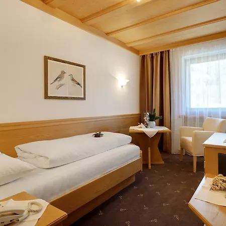 Kraeuterhotel Zischghof Hotel 4*
