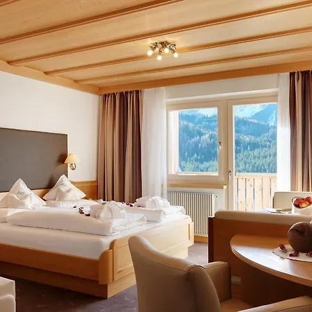 Kraeuterhotel Zischghof 4* Obereggen
